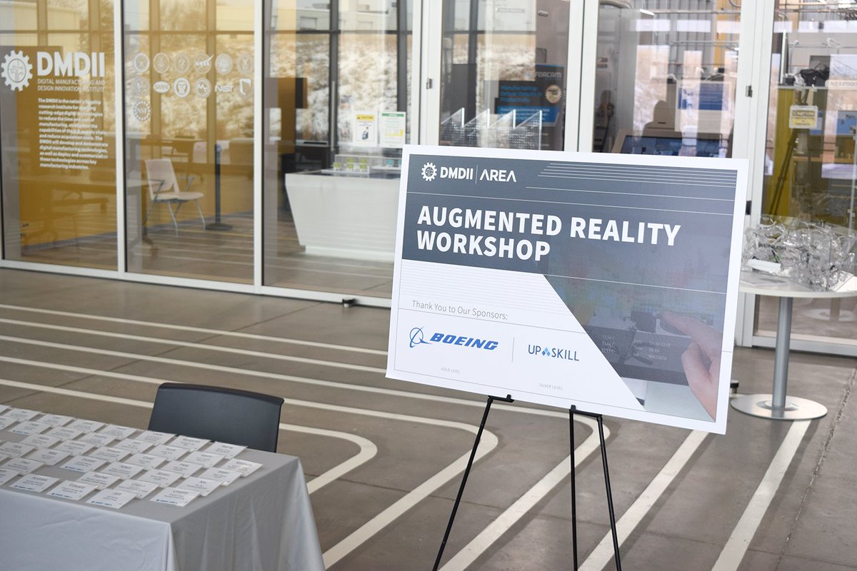 DMDII_'s tweet photo. We're looking forward to the first day of our Augmented Reality Workshop with @theAREAorg! Thank you to our sponsors @Boeing &amp; @upskillio for helping to make this event possible! https://t.co/lRqEFYENNa