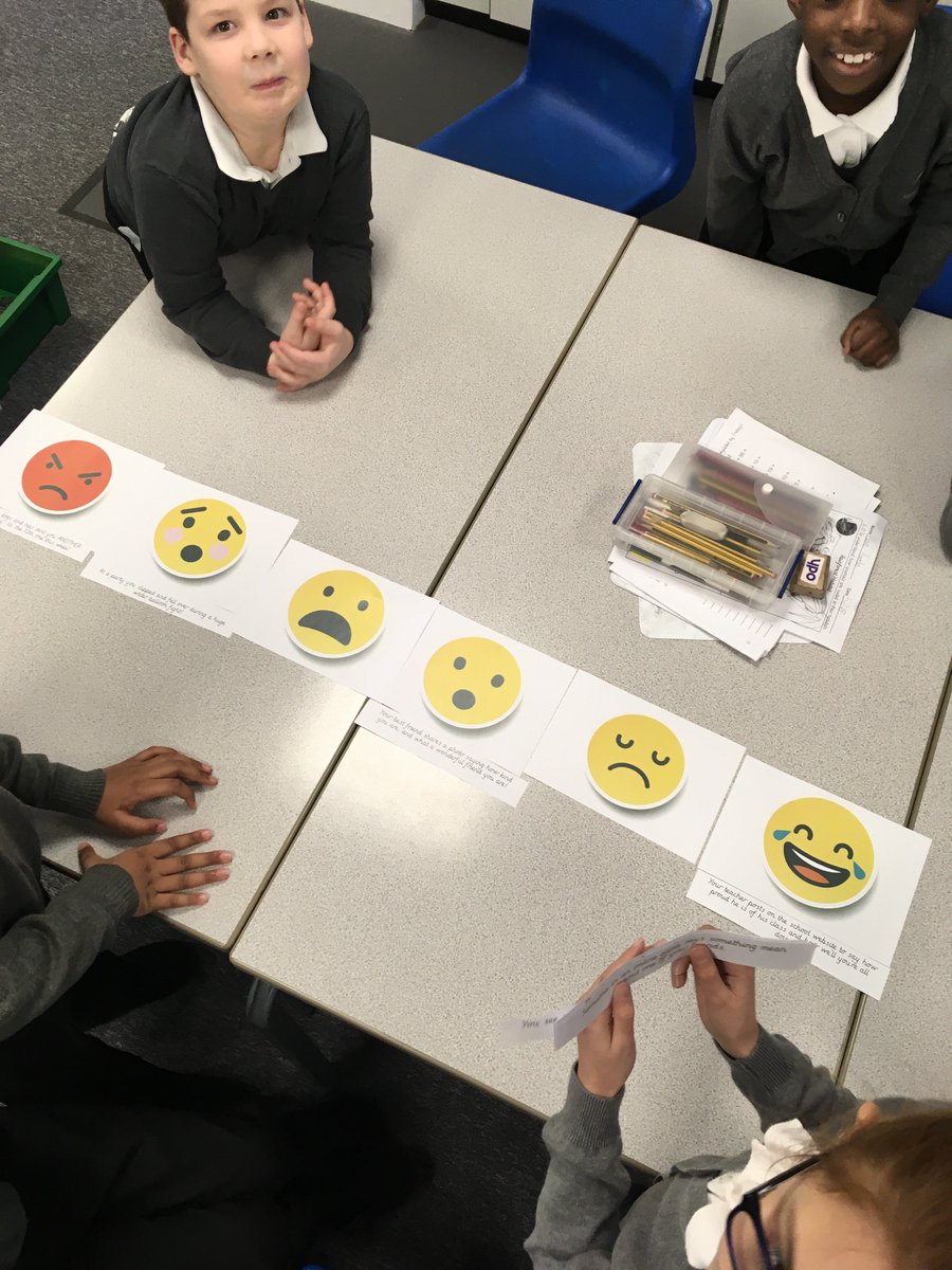 LowRoad23W's tweet photo. Safer internet day yesterday was amazing. E-safety superstars creating digital footprints and maturely discussing how some scenarios make us feel #SID2018 #MusicFederation #esafety https://t.co/k82xcdZ7aA