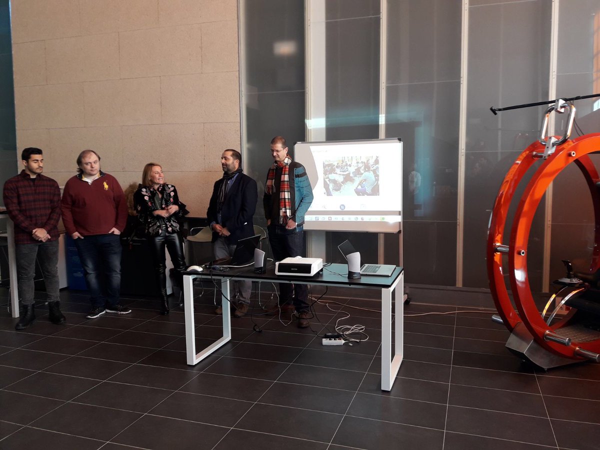 smartopenlab's tweet photo. Está mañana hemos estado presentando a #TRON en el Espacio de Creación Joven del @Ayto_Caceres con #Yolanda y #Pilar de @JuventudCaceres, trabajando juntos con @juanbarambones y la @EPCC_Unex https://t.co/eUjFkgudTA