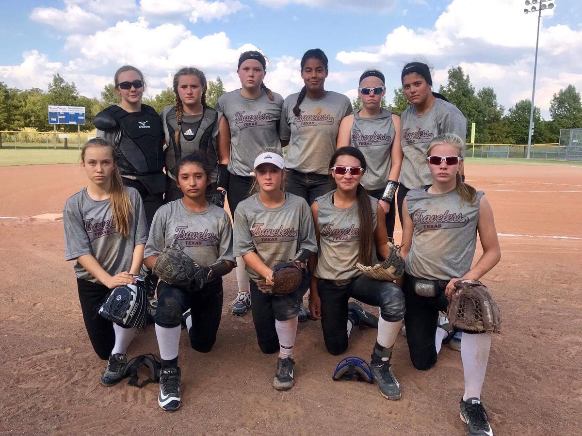 macyhamilton04's tweet photo. Can’t wait to go to battle with these girls! @texastravelers4 first Spring practice this weekend! #tulsaelite #pgfpremier #sparklerpowerpool #worldfastpitchchampionships https://t.co/QM0b9leQcT