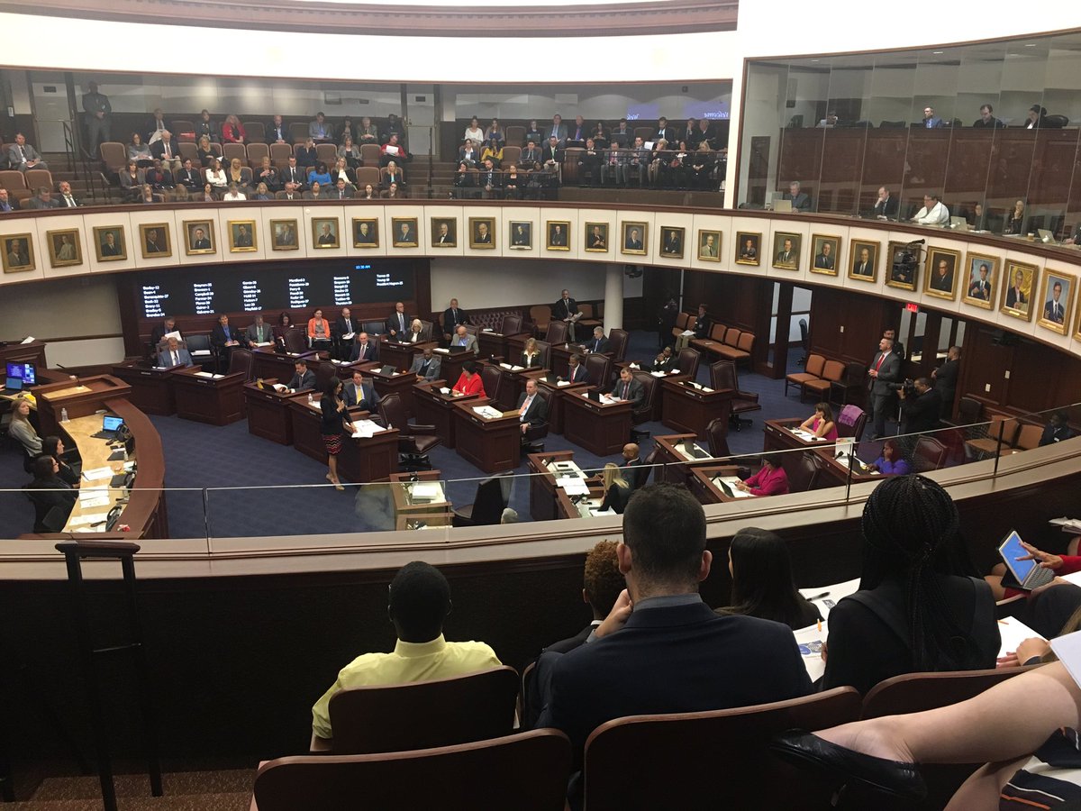 piperprincipal's tweet photo. The @browardschools #R2T18 Group Five Present at the @FLSenate Chambers Listening to IMPORTANT Legislation Being Discussed! https://t.co/me80eB3npl