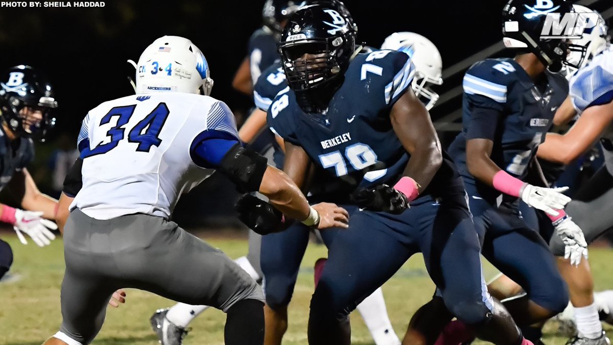 Zack Poff (@zack_poff_mp) on Twitter photo Right after Georgia snags its seventh 5-star recruit Ohio State comes right back and adds 5-star <a href="/NicholasPetit/">Nicholas Petit-Frere</a>, the No. 1 offensive tackle from the Class of 2018. Gonna be a tight race for the top spot for the No. 1 class. #Bucknuts
2017 highlights - t.maxpreps.com/2FfAUX6 Right after Georgia snags its seventh 5-star recruit Ohio State comes right back and adds 5-star <a href="/NicholasPetit/">Nicholas Petit-Frere</a>, the No. 1 offensive tackle from the Class of 2018. Gonna be a tight race for the top spot for the No. 1 class. #Bucknuts
2017 highlights - t.maxpreps.com/2FfAUX6