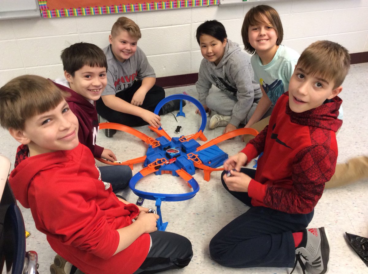 Global Play Day 2018- Legos, Apples to Apples, spin art, and Hot Wheels makes for a great snowy morning! <a href="/SASD_SalfordHil/">Salford Hills Elem</a>