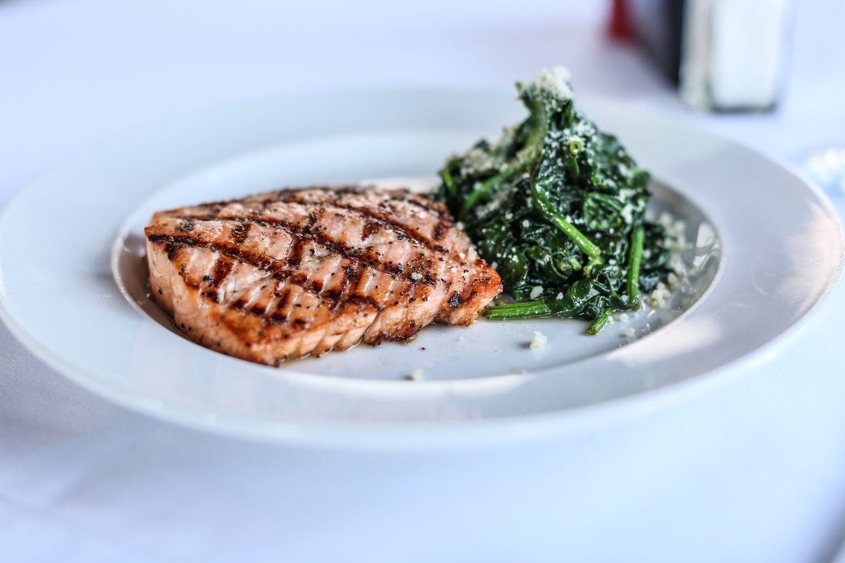 SpecialtyShops's tweet photo. Just in time for Valentine’s Day. Book your reservation at @CharlotteBrktps to celebrate with your special someone. https://t.co/TjqIxUxd5p #SpecialtyShopsSouthPark #Bricktops https://t.co/EayBsgJbFB