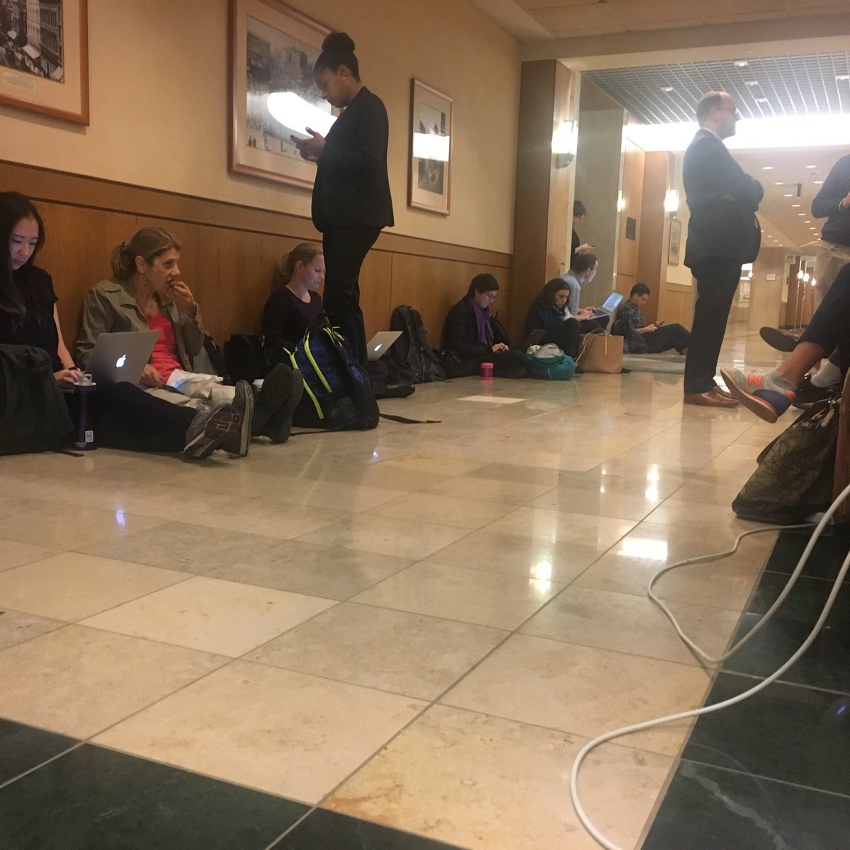 Are these “journalist” going to court or waiting for pilates class to start? 

Do any of you own actual business clothes yet? Would it kill you to wear a pair of blazer and grown up shoes?