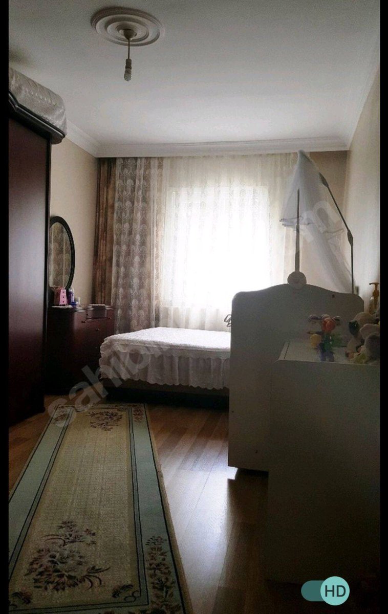 شقة للبيع
الغرض العقاري : للبيع 
المساحة : 120 m2 تقريبا
عدد الغرف :2+1 - غرفتان و صالة 
رقم الطابق : 1
عدد الطوابق الكلية للبناء : 3
المنطقة : أفجلار - امبارلي محلة - إسطنبول الاوروبية - تركيا
00905536752963