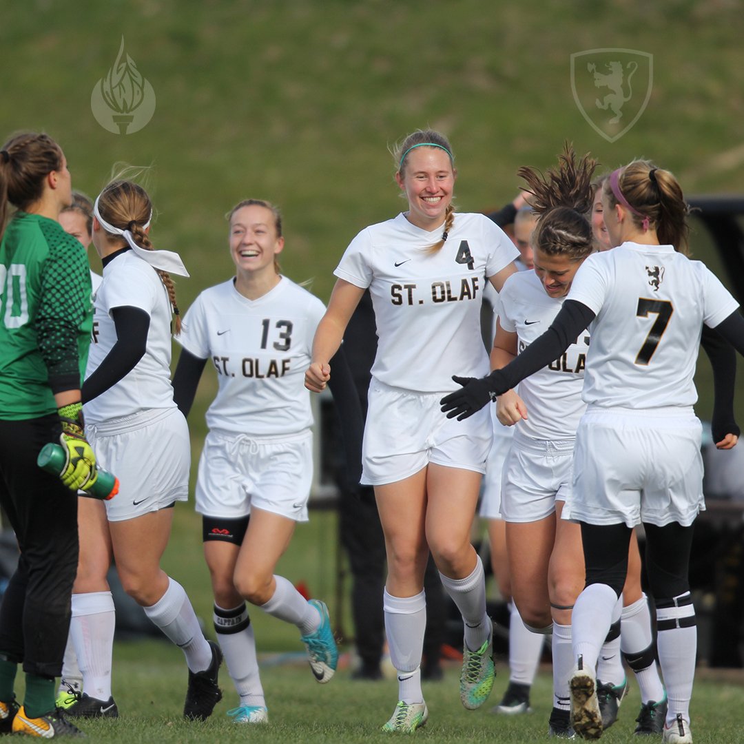 St. Olaf Athletics tweet media