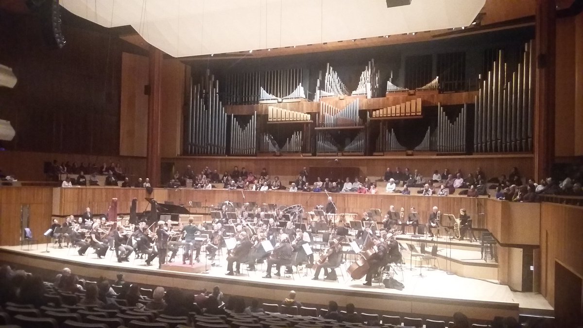 NaomiCFrench's tweet photo. Fascinating to watch the great @marinalsop lead a women's conducting masterclass today @southbankcentre. Love my job! https://t.co/4421lK2dgO