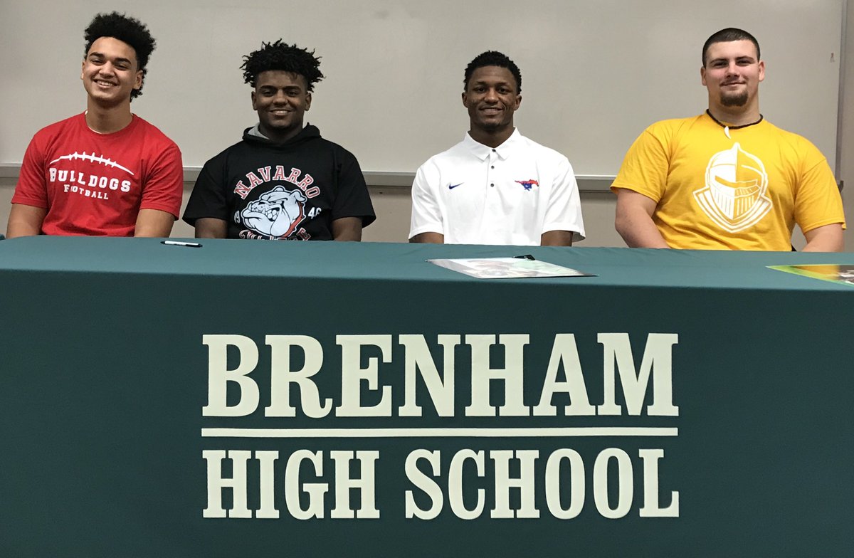 290Sports's tweet photo. #NationalSigningDay at Brenham High School. Congratulations to these four young men:

Devin Bennett — @FootballNavarro 
Eryk Preston — @FootballNavarro 
Treveon Johnson — @SMU_Football 
Shannon Lambert — @crufootball https://t.co/xt11pFgLm0