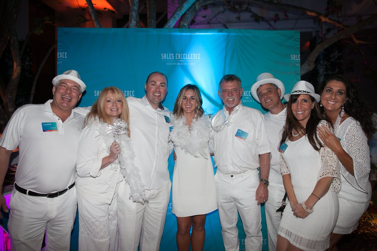 MVWCareers's tweet photo. We are having a blast in Miami at our annual MVW Sales Excellence Conference. Wish to join us next year? #MakeYourMoveToday https://t.co/nvbTsT5gpK
