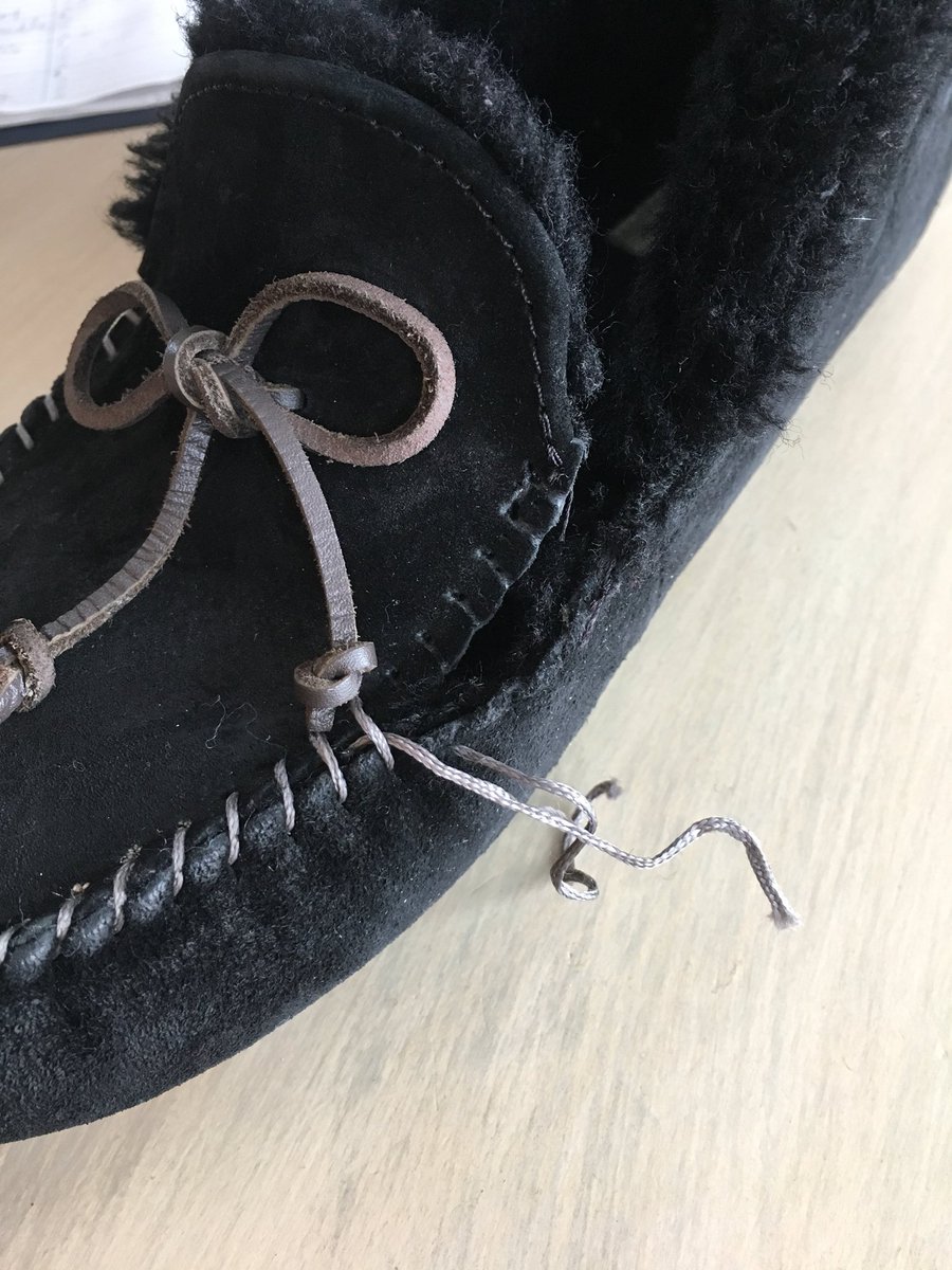 vbrunshairbee's tweet photo. My ugg slippers that aren’t that old have come apart I feel it’s due to manufacturers error ugg says they’re out of warranty. I had to pay to ship them back and THEN they tell me this. #scammedbyugg @ugg https://t.co/k3AD5V677p
