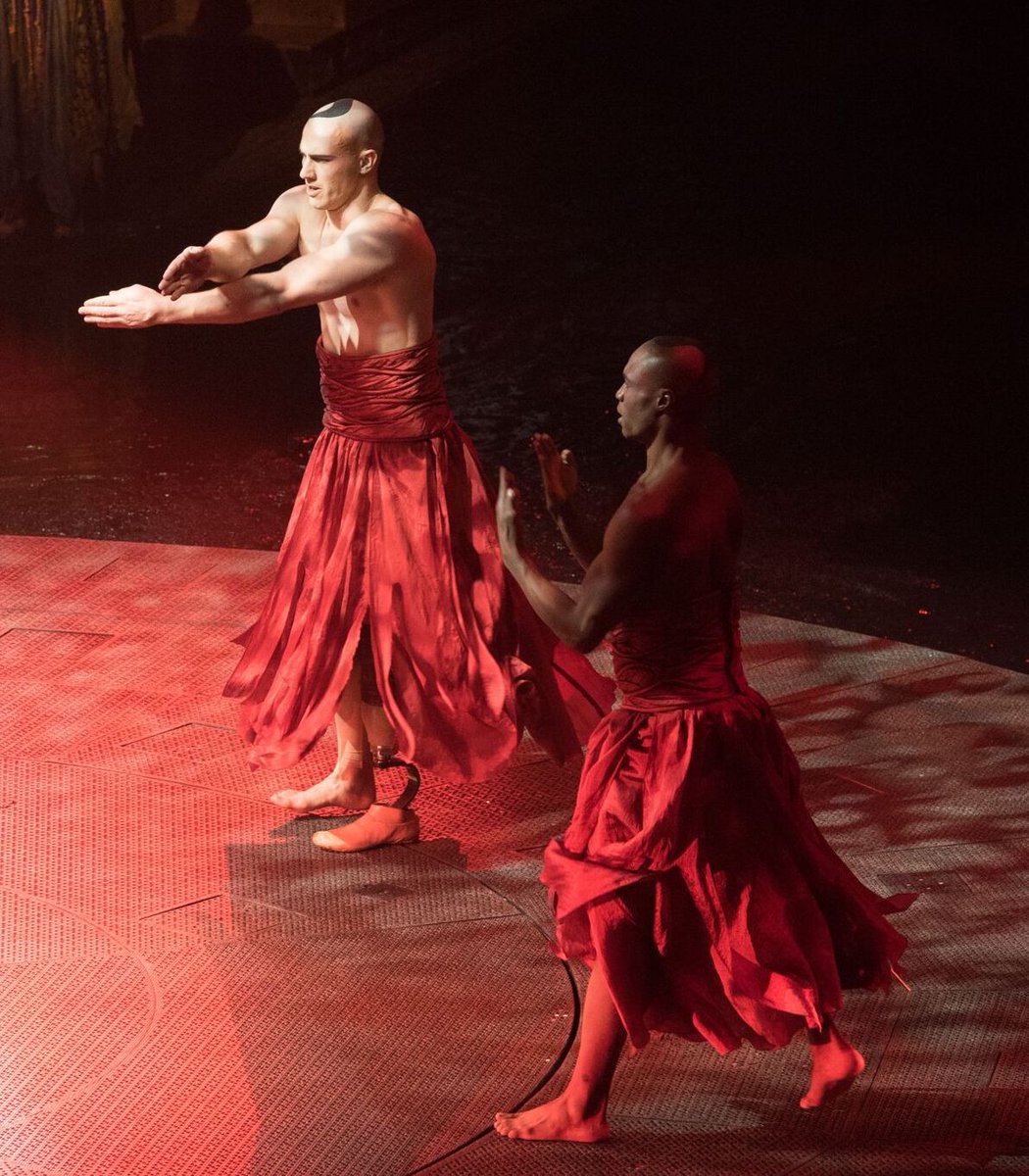 HangerNews's tweet photo. We were honored to end the 2018 #HangerEdFair by supporting one of our patients, AJ Montgomery, a below-knee #amputee, in his incredible performance with #LeReve! An inspiring act of #BreakingBarriers that reminded us why we do what we do: to help our patients reach their dreams. https://t.co/9SQ343TKUi