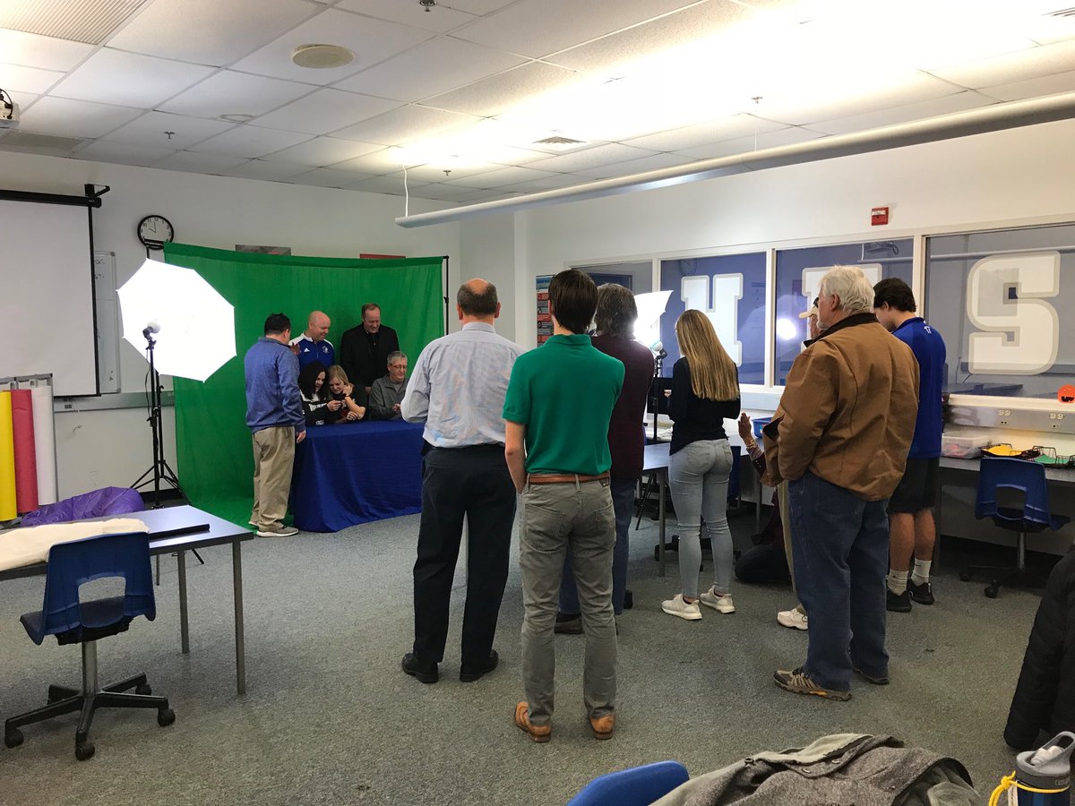 MrsOtteELA's tweet photo. Signing Letters of Intent in front of the green screen! Congrats Ally and Jillian! #HawkPride @HHSLibraryMC https://t.co/iD3dpgcPh1