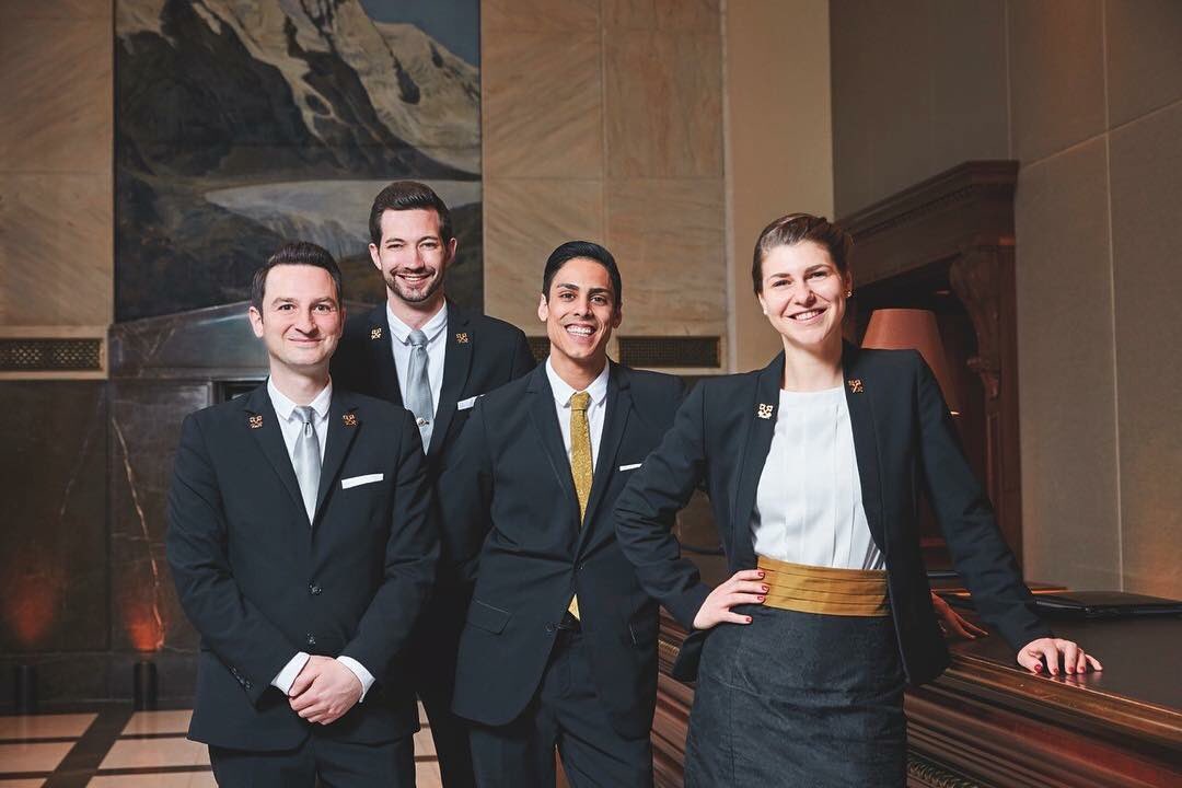 TheConciergeMag's tweet photo. “The crossed #GoldenKeys are more than just the symbol of the organisation - they are the symbol of guaranteed quality service”- Lukas Fürst @ParkHyatt #Vienna
#yourkeytoeverything #conciergelife #conciergemagazine #parkhyatt https://t.co/QOfPrx89eT