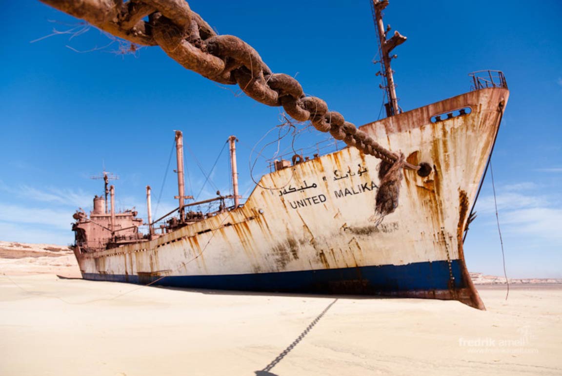 NADMajors's tweet photo. Ship graveyard in Nouadhibou

The city of Nouadhibou is the second largest city in Mauritania and has the largest ship graveyard in the world. Hundreds of rusting ships are left in Bay of Nouadhibou. This phenomenon has started in the 80's.

#NAD_Majors https://t.co/jOlFOF8tcu