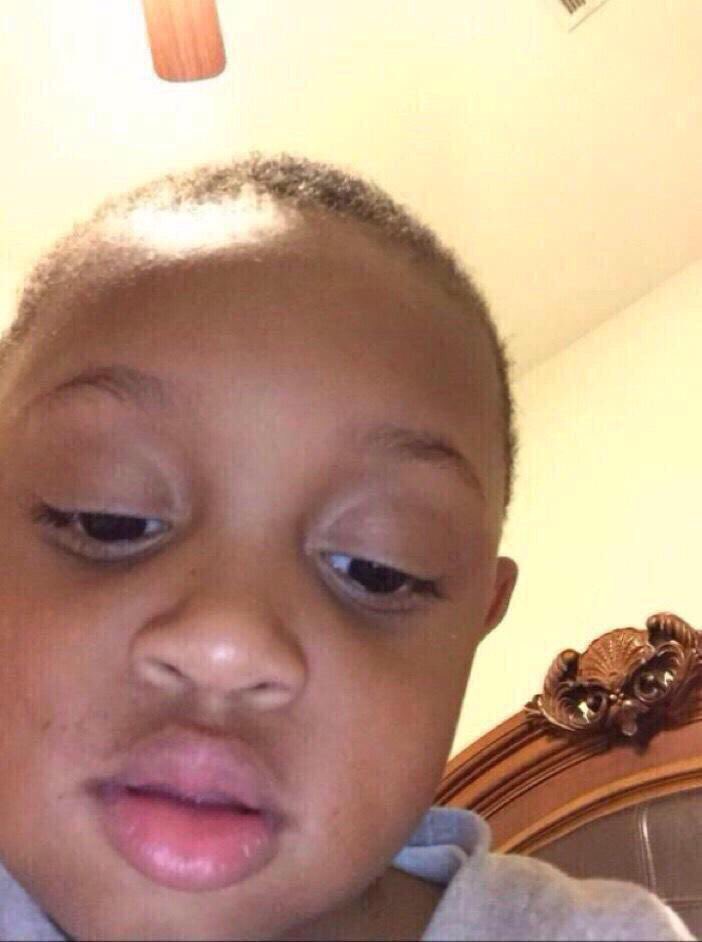 (( i got kicked out of geometry class bc my phone kept continuously going off due to notifications