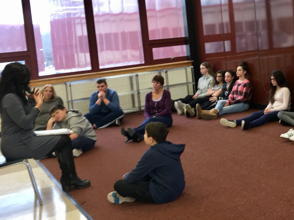 Co-teaching social-emotional lesson in the Mindful Mezzanine today #sel #forgetyourtroubles #gethappy #deepbreathe <a href="/SCSD_GMS/">Great Hollow MS</a> <a href="/DianaFeirstein/">Diana Feirstein</a> <a href="/LindaAMcCann/">Linda McCann</a>