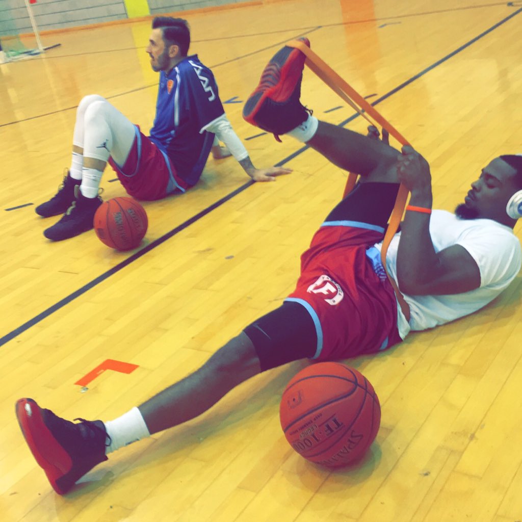 TheDotNeedsMe_'s tweet image. Gods Plan .. With Do Not Disturb Attitude ... #DrakeFlow