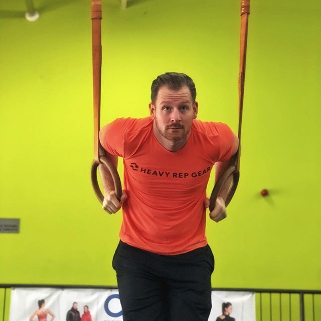 JD00lan's tweet image. Taking my new @heavyrepgear tee for its first spin today for Wednesday’s Weightlifting session and it did not disappoint! Comfort level 💯👌🏼
.
Playtime on the Rings this morning before Big Wednesday happened on Week 11 of @sonnywebstergb’s Plan #webstarprogramming .
.
.
.
.
#…