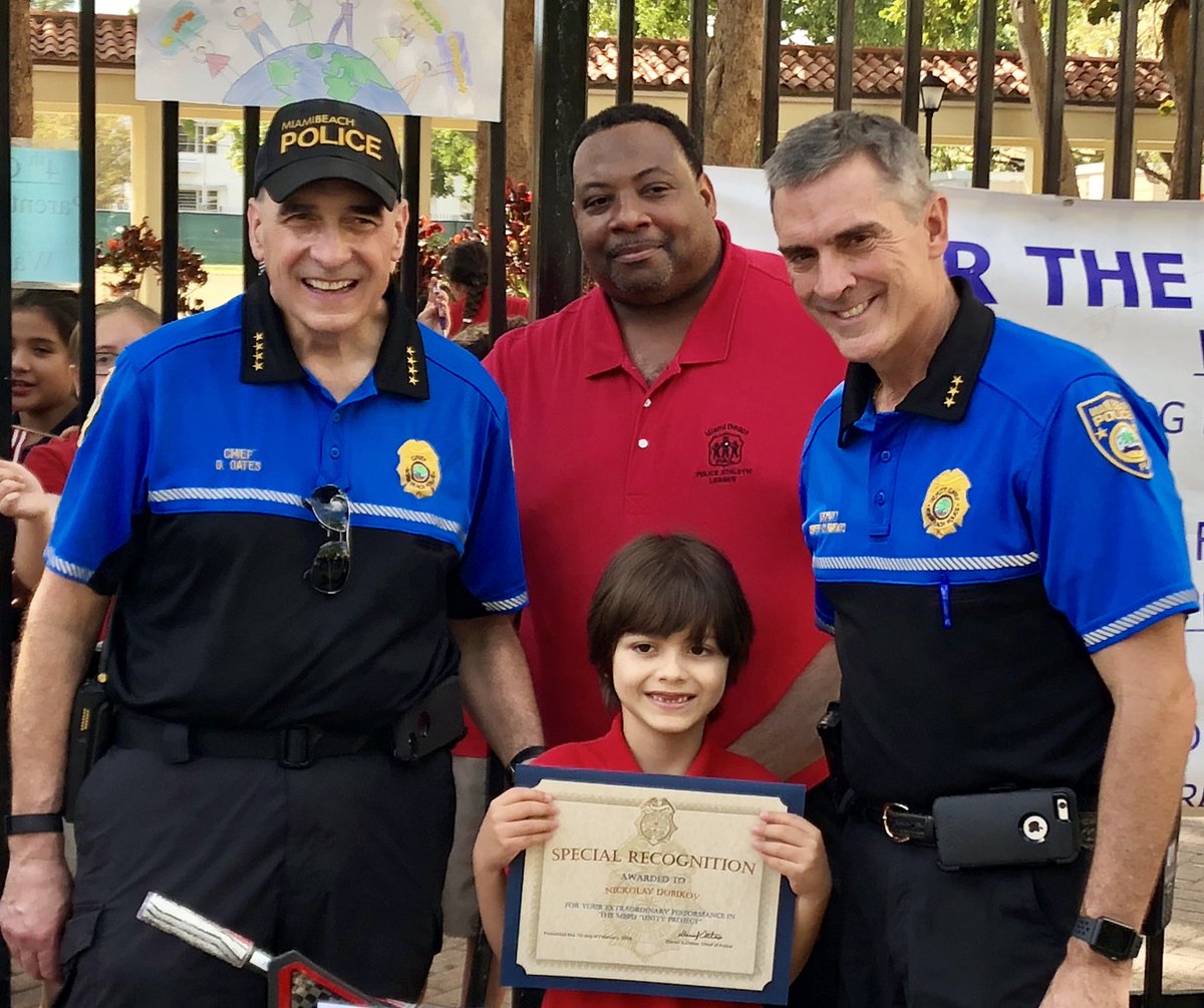 MayorDanGelber's tweet photo. Final stop of today’s @MiamiBeachPD #UnityBikeRide is @FienbergFisher! @MiamiBeachPAL donated bikes to the winners of the school’s anti bullying campaign. Congratulations to Mrs. E & all the kids, & thank you to @MiamiPD, @MGPDFL @CoralGablesPD, and all officers who participated! https://t.co/5vrkJXbdH7