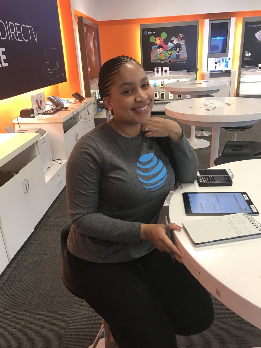 MikeHoustonCSE's tweet photo. Jennifer gets us started here in #TheSpring with a premium #DTV #WOW #LetsGooo #SilverSpring #Bandits #Regulators #Mightiest @MightiestGS3009 @jd4180 @404girl https://t.co/5Ayerqllnc