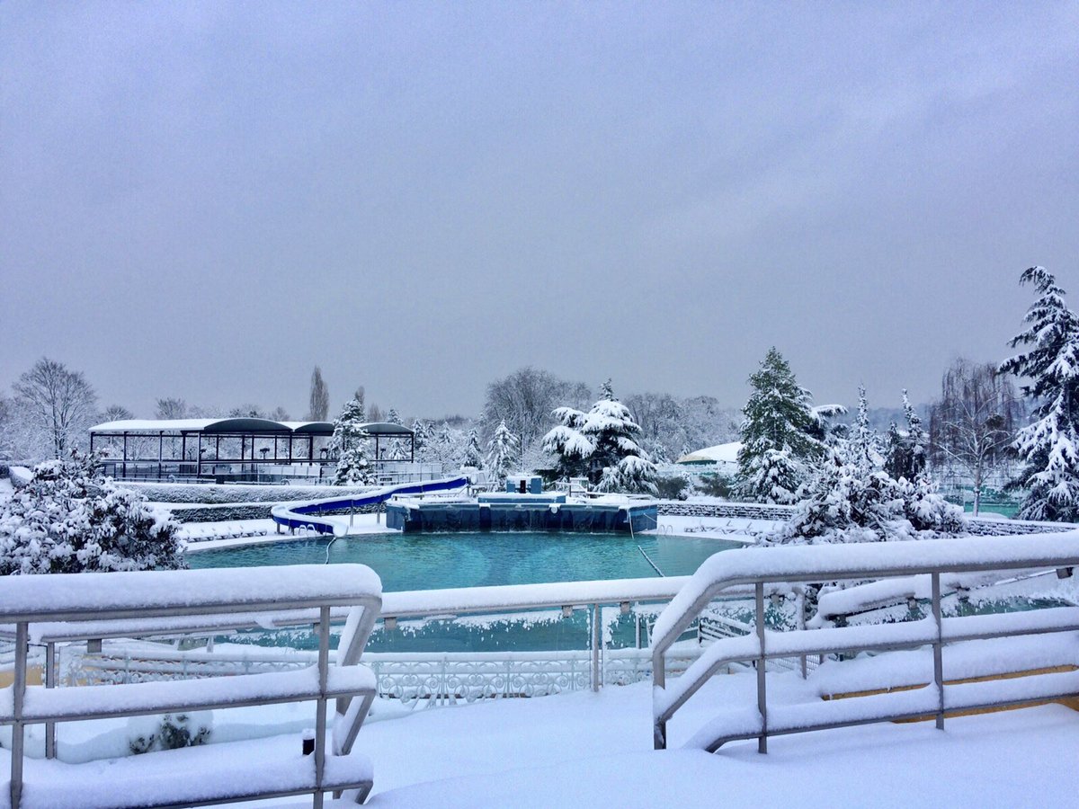 lespyramides1's tweet photo. Les Pyramides sous la neige ❄️ https://t.co/itNYvVxy7B