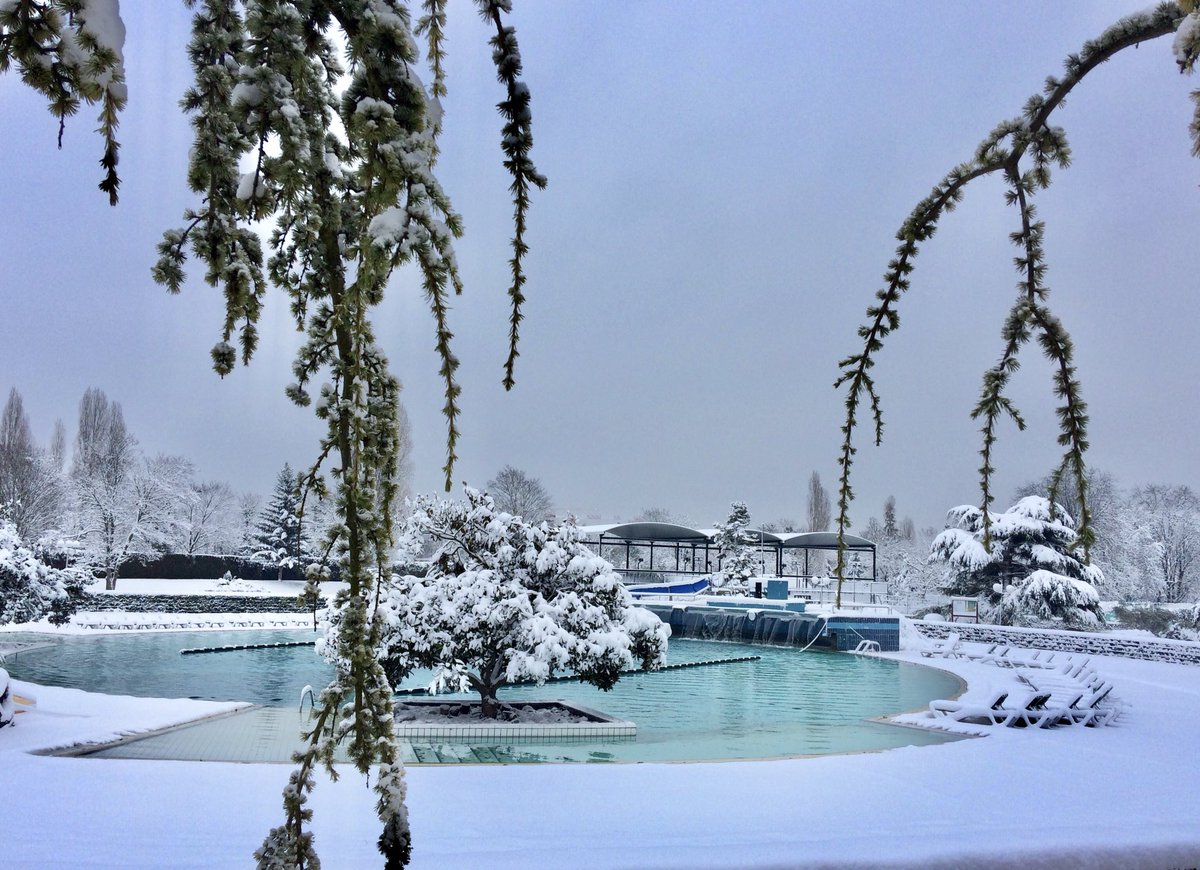 lespyramides1's tweet photo. Les Pyramides sous la neige ❄️ https://t.co/itNYvVxy7B