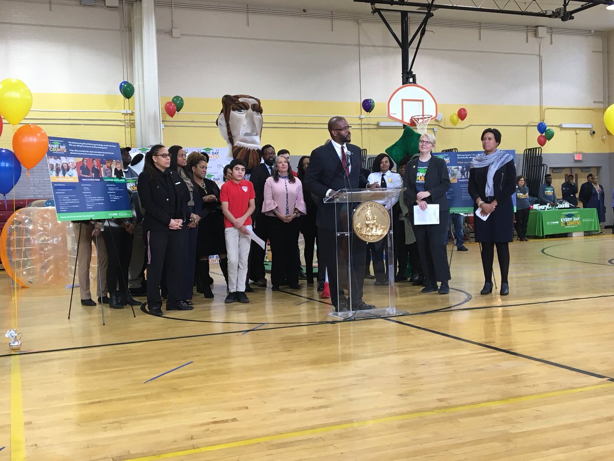 dcpublicschools's tweet photo. “I’m so pleased with what I’ve seen at @SousaMIddle1. There’s a family atmosphere, and students support one another. I can see why students love coming to school here!” - @DCPSChancellor #EdWeekDC #EveryDayCounts https://t.co/8jdW4FgXSJ