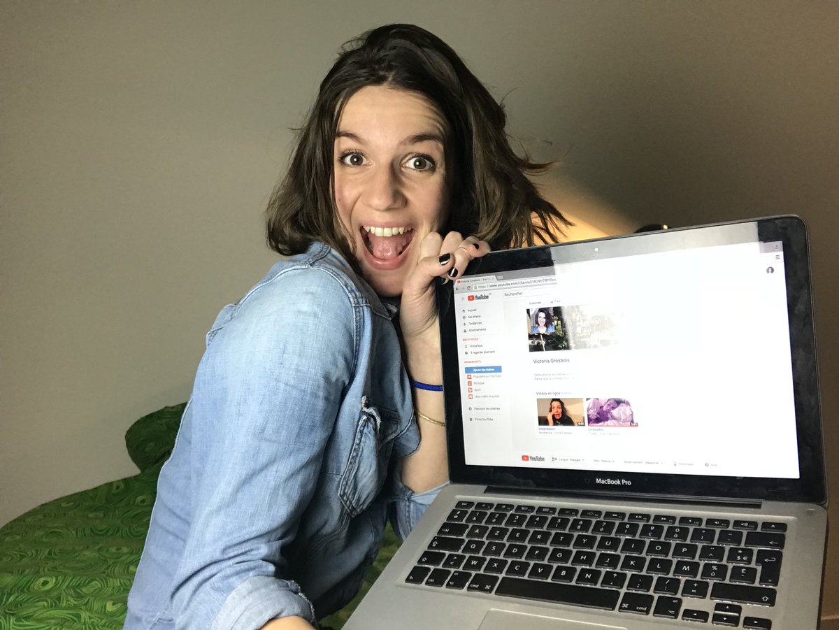 Création de ma chaîne #YouTube  C’est le début j’ai besoin de toi !! Abonne toi !! 🎉 m.youtube.com/channel/UCrkH7… #youtubeuse #youtubechannel