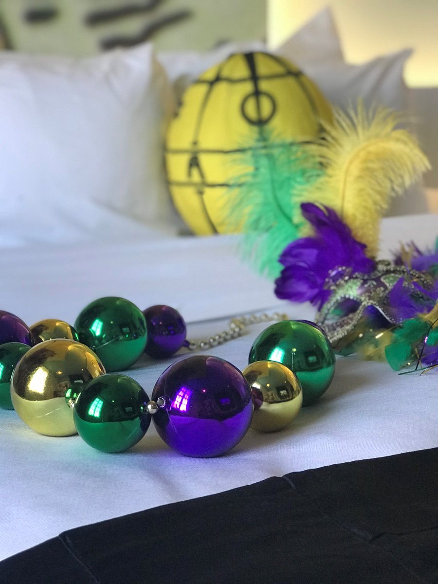 It's not too late to book your #MardiGras escape at #wfrenchquarter. Check out our packages for locals and out-of-towners bit.ly/2EnFfut