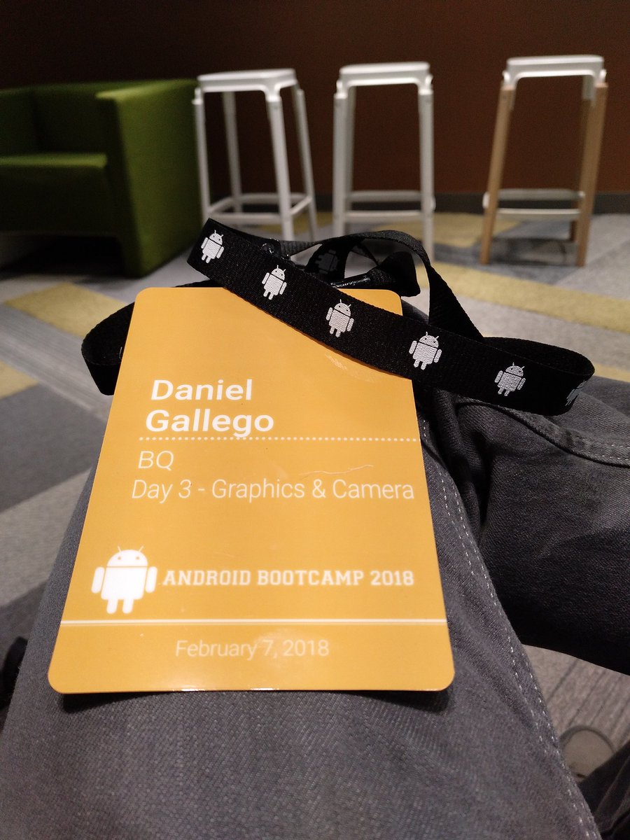 thanos_malkav's tweet image. One of the greatest days at #AndroidBootcamp has arrived: let&apos;s talk about #camera!! 📷 #AndroidDev