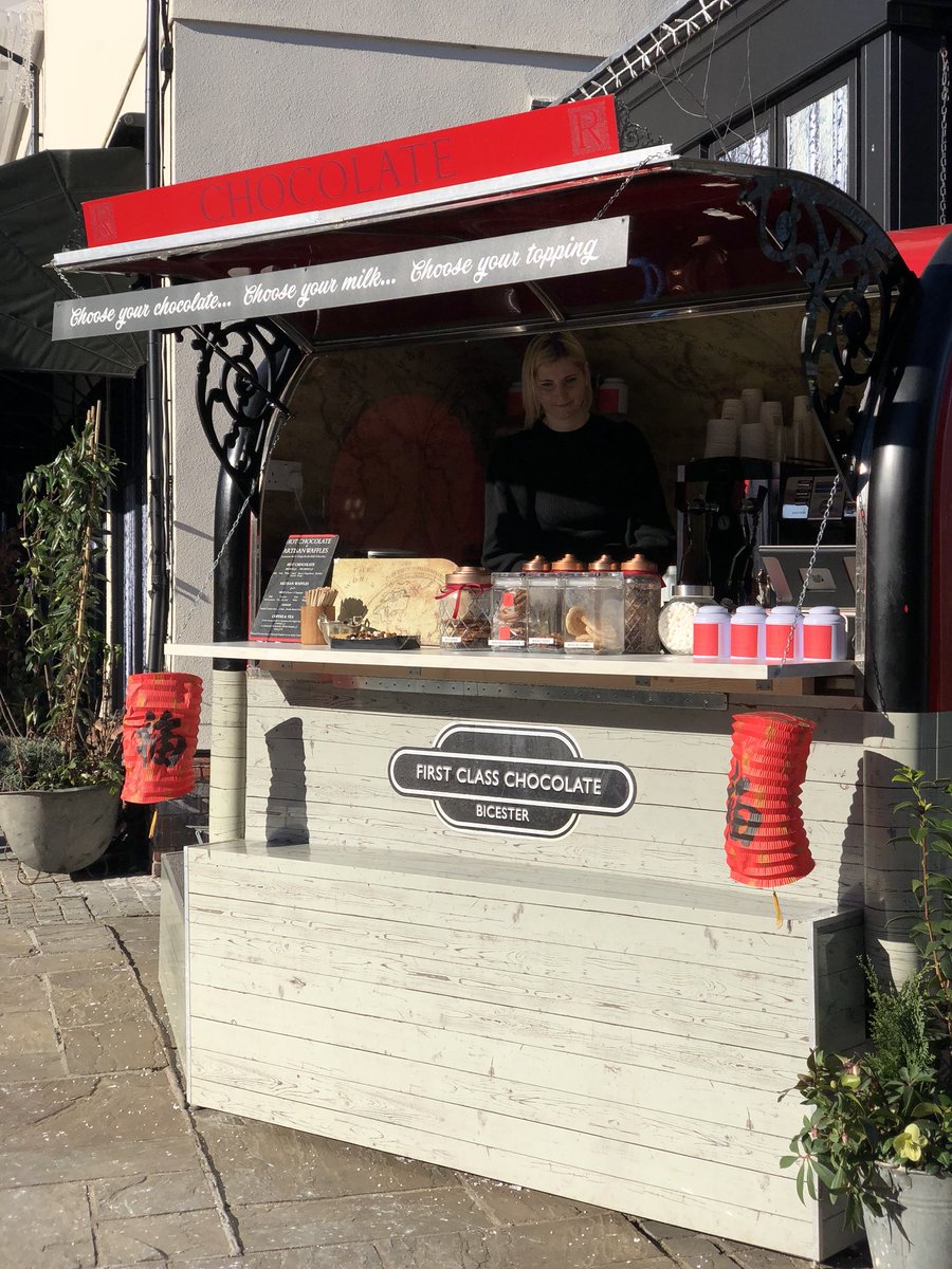 eat965's tweet photo. The best HOT CHOCOLATE in town 🇬🇧🇬🇧🇬🇧

@rchocolateldn #eat965 https://t.co/90E3Tfo4Is