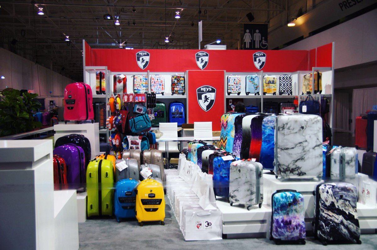 LLHAtradeshow's tweet photo. The bright colours will surely help you spot your luggage right away the next time you travel! #throwback #pastshow #luggage #leathergoods #handbags #accessories https://t.co/AgqHND5ril