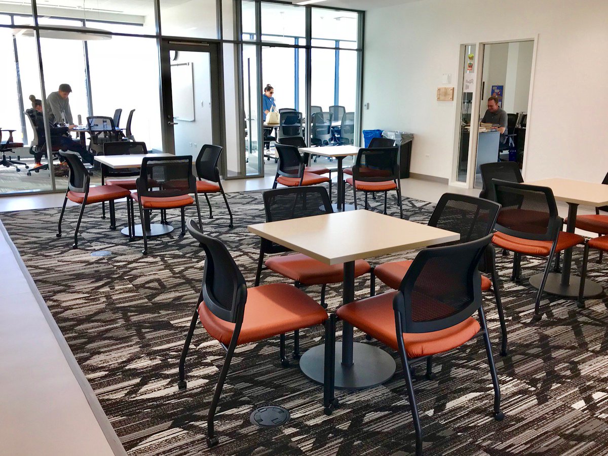 UofStFrancis's tweet photo. The LaVerne & Dorothy Brown Science Hall dedication is TOMORROW! Here's a final peek inside, but come tour it for yourself! https://t.co/Oseh9EGTPh #BrownScienceHall https://t.co/UrBtbRDhny