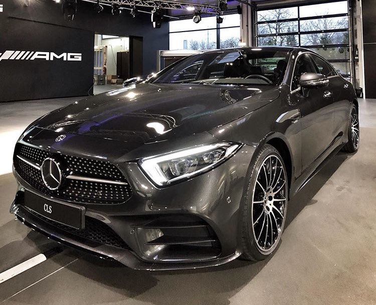 Uncle_Benz_'s tweet photo. 🦈 The Shark 🦈 New CLS 400d 😈 https://t.co/MMdI9rKQwk