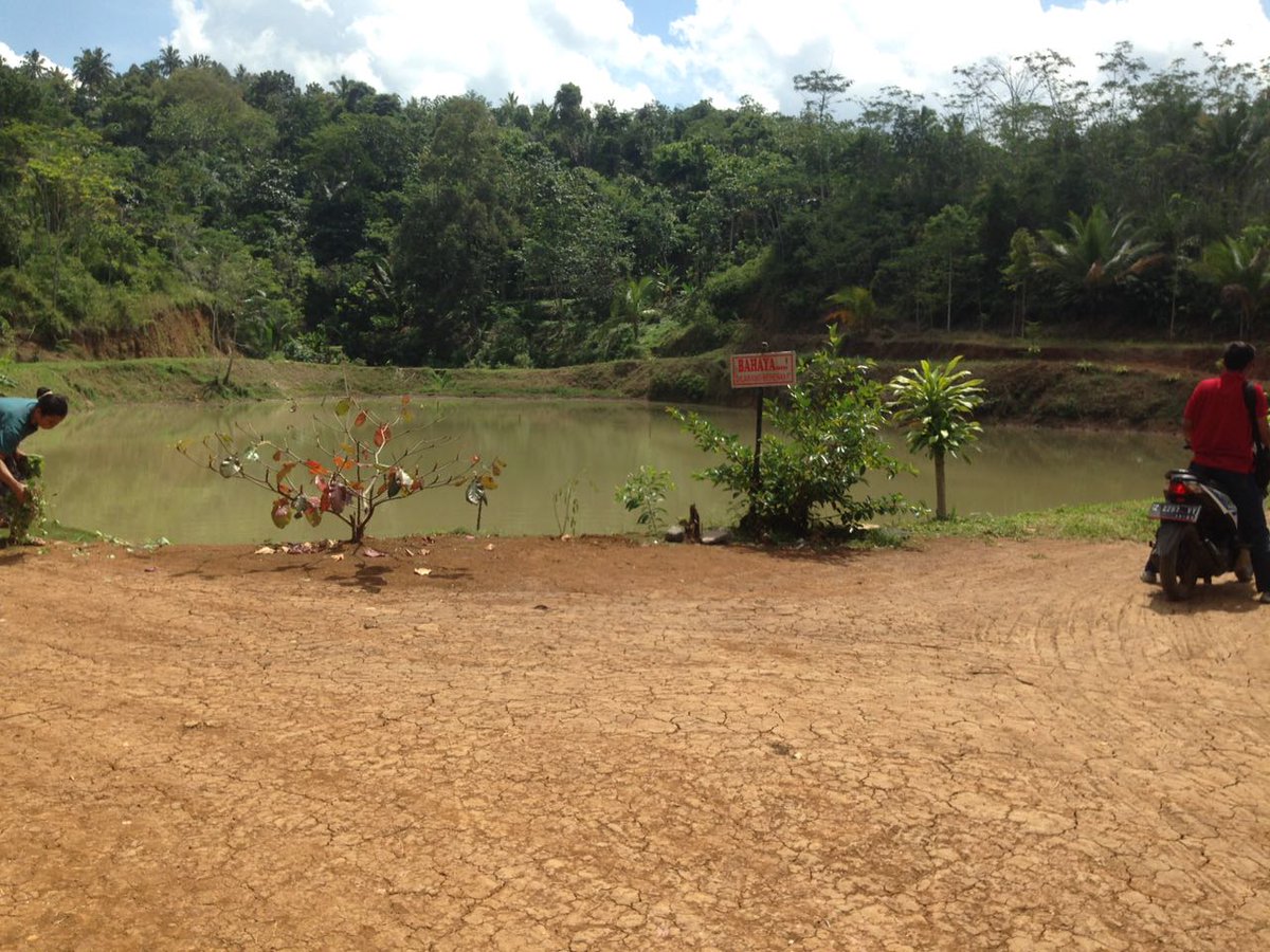 hakim_bzf's tweet photo. #ManfaatDanaDesa untk Masyarakat
#TPPIKABCIAMIS
#TPPIJAWABARAT
@jokowi
@EkoSandjojo
@anwsanusi
@taufikmadjid71
@fachrilabalado
@tppindonesia https://t.co/asdIclaHbg