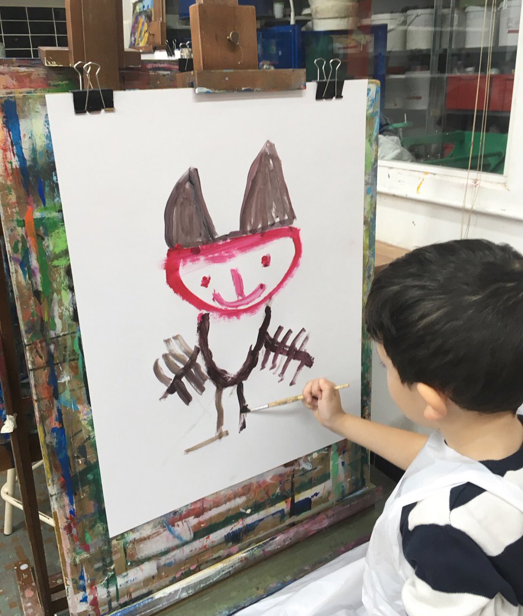 Ninoo_Asso's tweet photo. En janvier les #Ninookids ont fait de la peinture et du dessin à la galerie #RoseSelavy avec Karine 💙 en février ce sera musique 🎤🎼🎧 #autisme https://t.co/FVgIQKsmaT