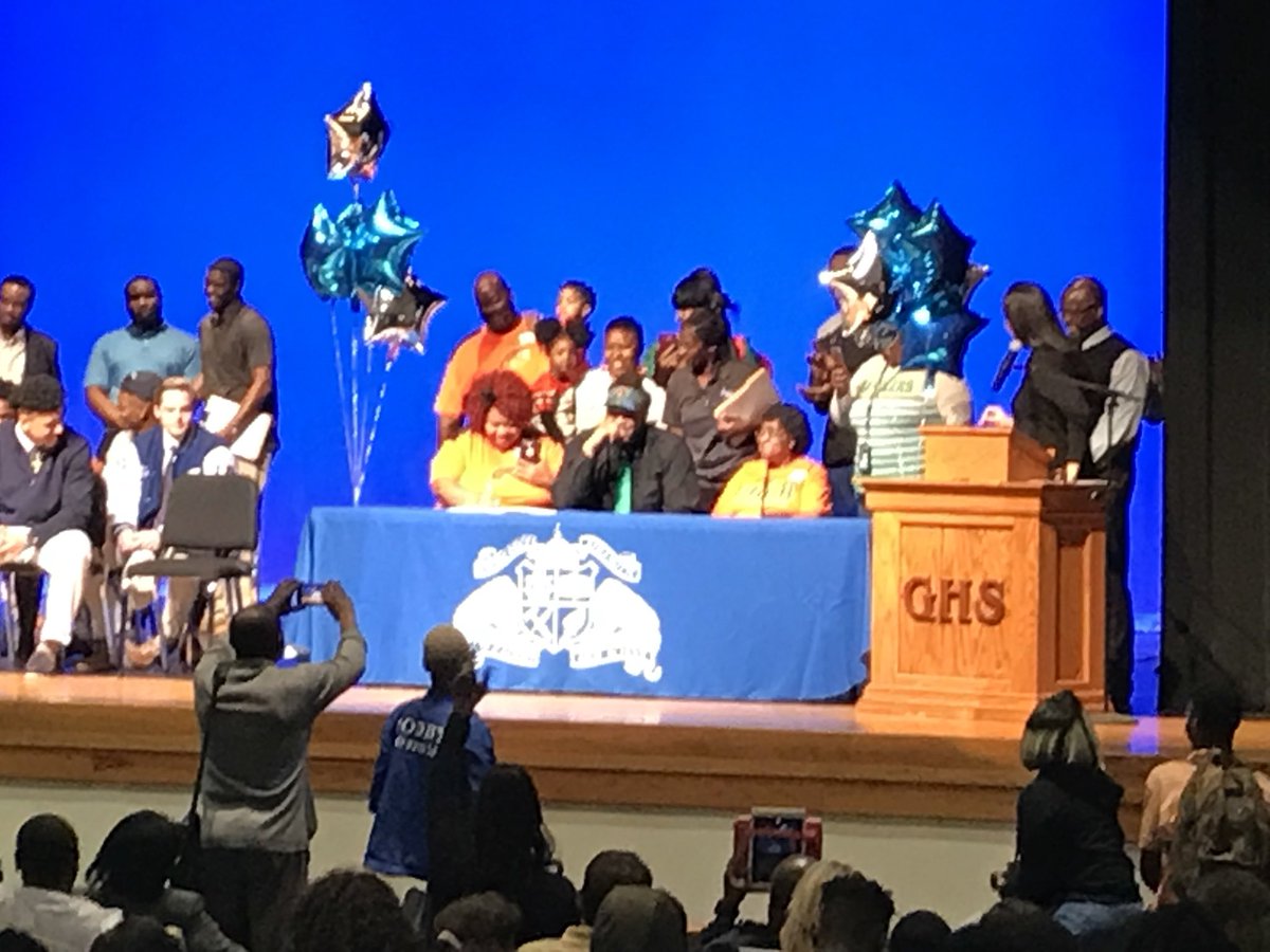 KennyMoralesTV's tweet photo. Godby DT Richard Summers III (@Lilricksummers) has signed with Florida A&amp;M. #FAMU #Strike18 https://t.co/o38LazMgOq