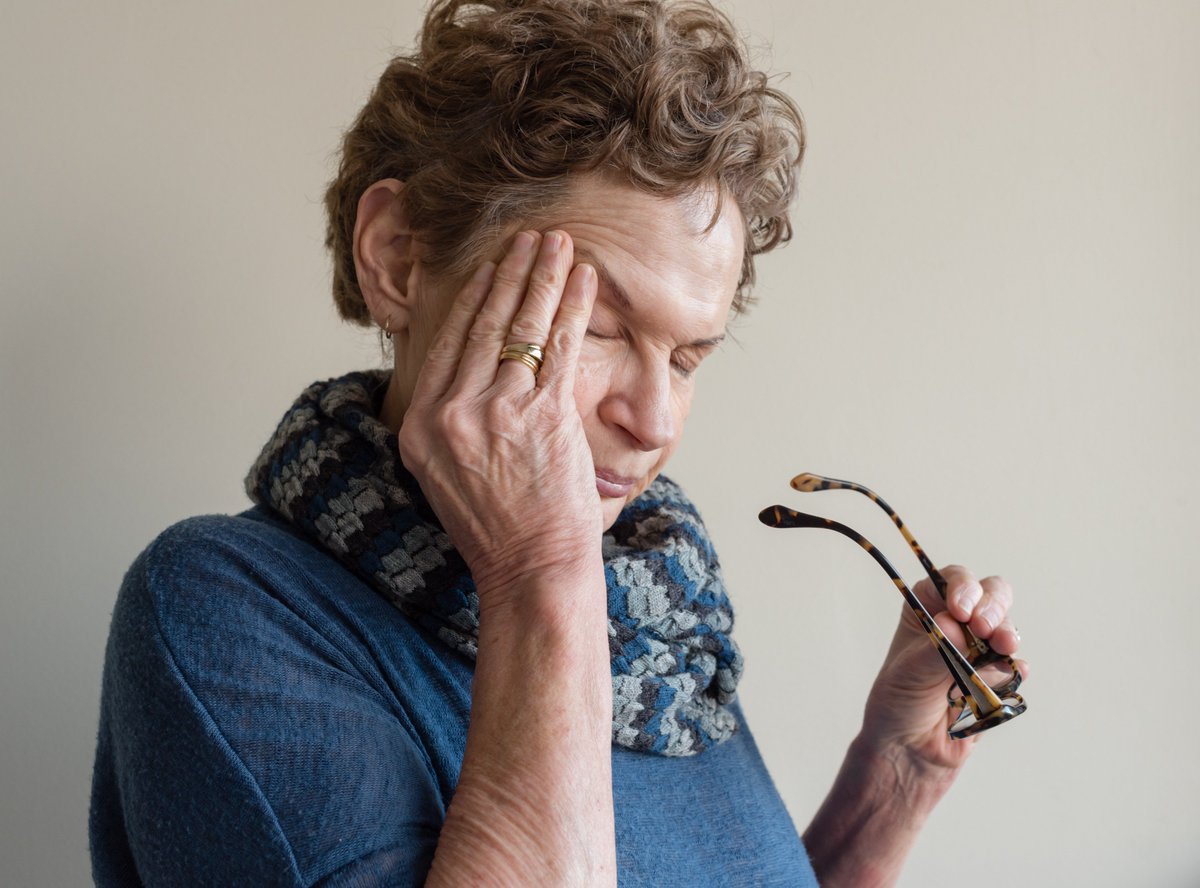 Symptoms and Signs of Fatigue in Older Adults 

Constantly feeling tired can create harmful side effects for your aging loved one: as a result of dealing with ongoing fatigue, many older adults experience depression, mood swings, &amp; anger. Learn more here: blog.ioaging.org/medical-concer…