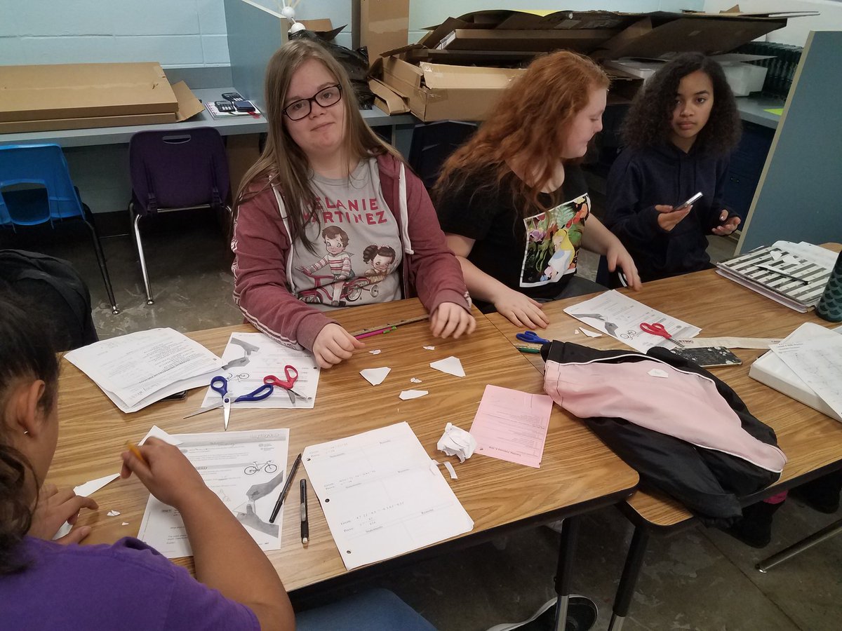 brenteburton81's tweet photo. Discovering the relationships among the measures of the angles of a triangle! @pipkin8thgrade https://t.co/SadechI0t5