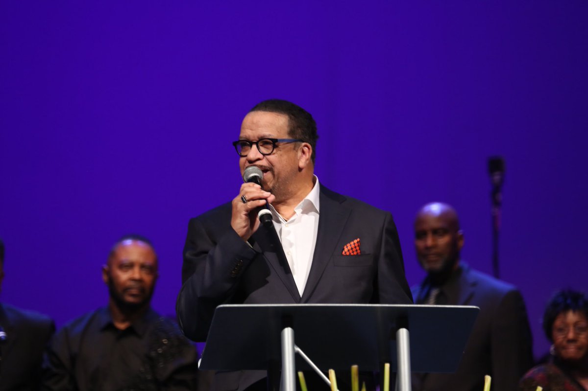 NaomiJRichard's tweet photo. The Celebration of Life for Maestro @iamEdwinHawkins. A legend in the Gospel Music Industry, multi-Grammy Award Winner &amp; the founder of Contemporary Gospel Music. It’s so hard to say goodbye. 🎼🎼🎼 @VaShawnMitchell @ChrystalRucker @RichwoodMuzik @TheStellars @RecordingAcad https://t.co/djuEV6OCA3