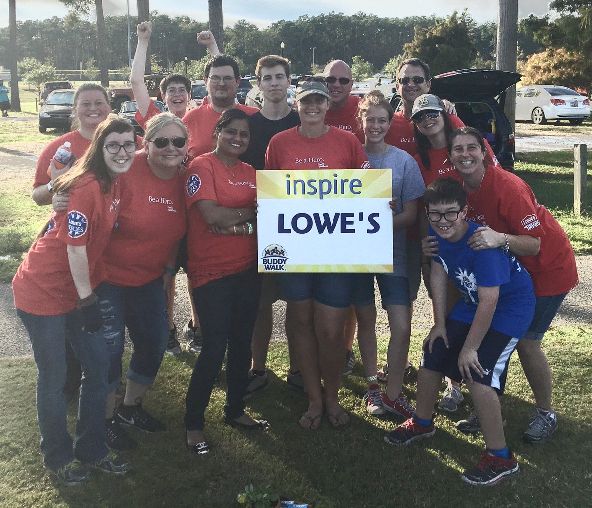 SherryDye7's tweet photo. Rocking the Red Heroes Shirts at the Myrtle Beach Buddy Walk for Down Syndrome (vestless).  Market 821 #BestVestMoment https://t.co/grKPblEw7l