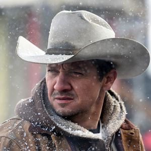 jrfansla's tweet photo. Wind River film( Foto) Jeremy Renner. #jrfansla https://t.co/CSjlShw6Vg
