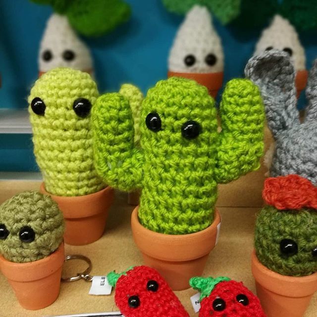 mycactusadventr's tweet photo. Check out this #machoman rarhhhhhh .
.
.
#mycactusadventure #cactislover #neon #indybusiness #makersmovement #etsy #etsyshop #cactus #crochet #madebyme #makeesgonnamake #shopindependant #craft #create #instacraft #designermaker #hookergonnahook #creativity #cacti #craftsa… https://t.co/xl6kETMGZl