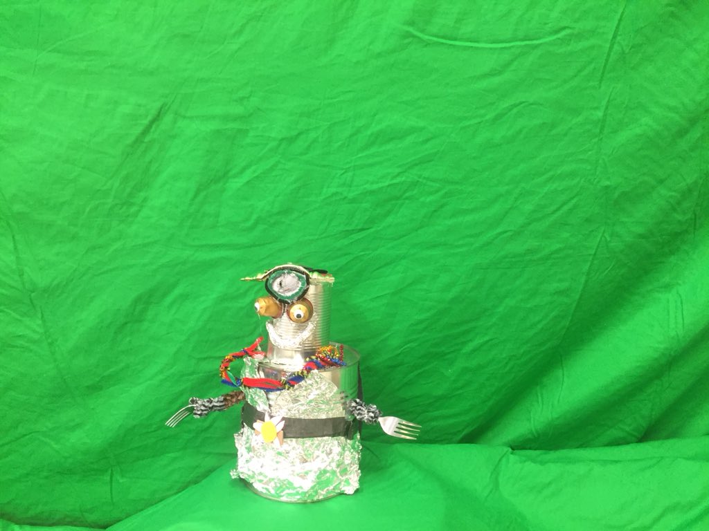 edtechcurric's tweet image. Canterbury’s grade 3 students produce movies with their robots! #makerspace #greenscreen