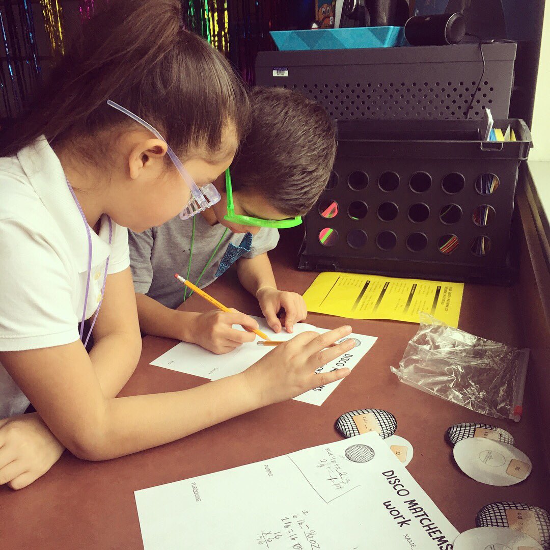 tuckertotsin106's tweet image. Llamas went to the converting disco today! Bring on those dance moves! 💃#soul train #llamasdoingwork #groovymath #henriehawks #HenrieElementary #mesq4th