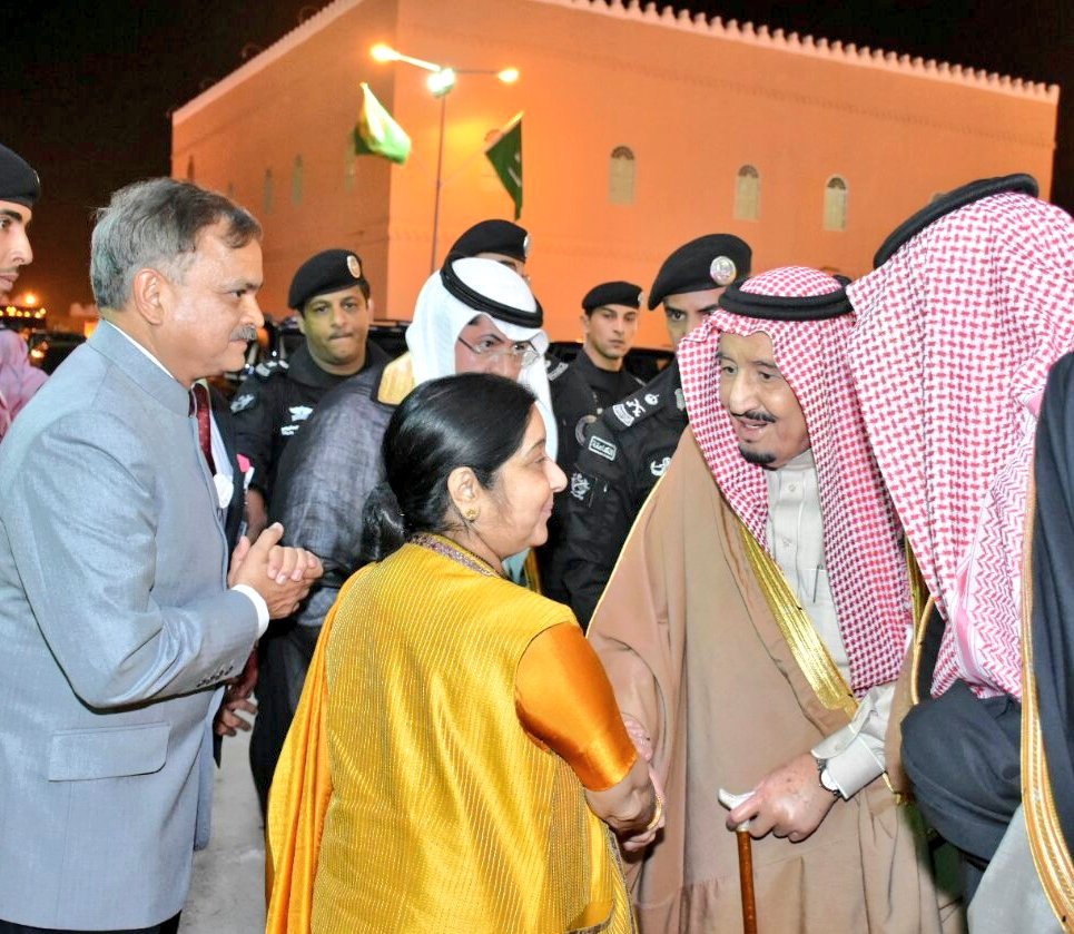 Sushma Swaraj visits Saudi king; discusses bilateral relations with India Sushma Swaraj visits Saudi king; discusses bilateral relations with India