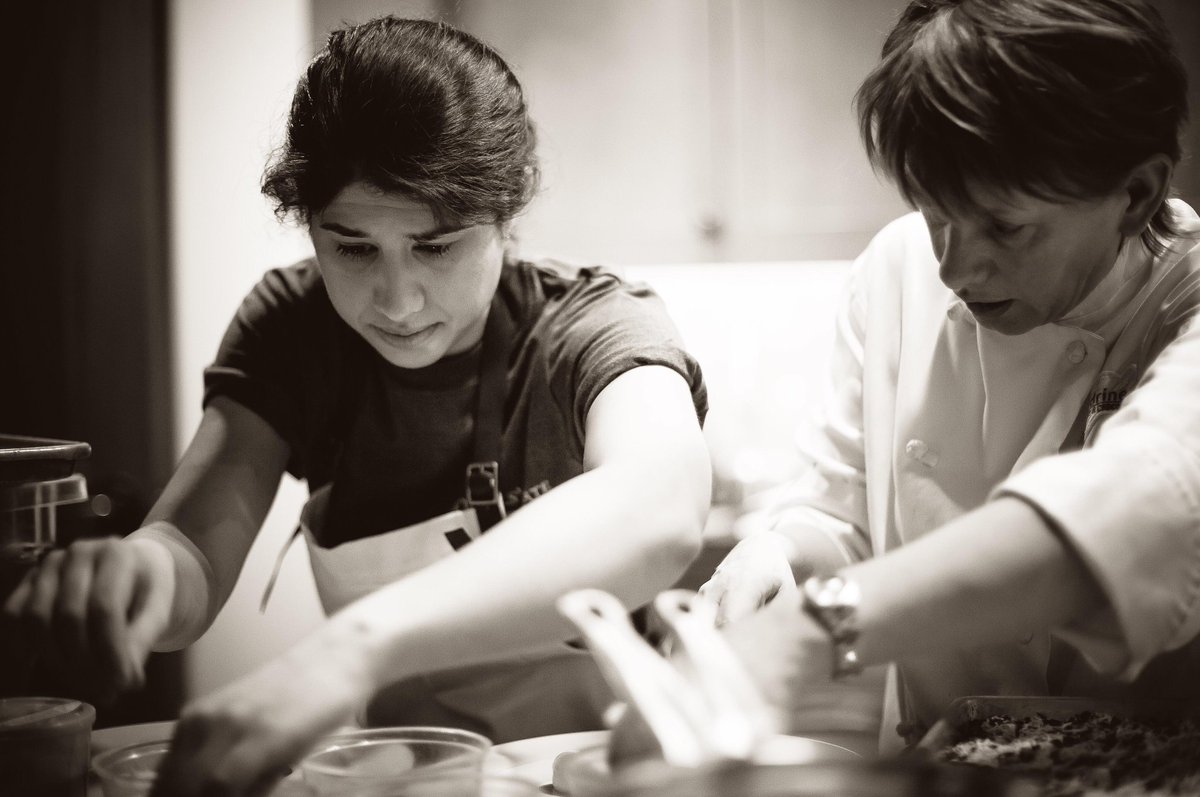 eatnorth's tweet photo. Some pleasant BC wine-related news!

#Kelowna chef, Aman Dosanj announces lineup for all-female collaboration fundraiser dinner on #InternationalWomensDay March 8: https://t.co/nyAA6iJuaA #Kelowna #explorebc https://t.co/l2LIeE5mZQ