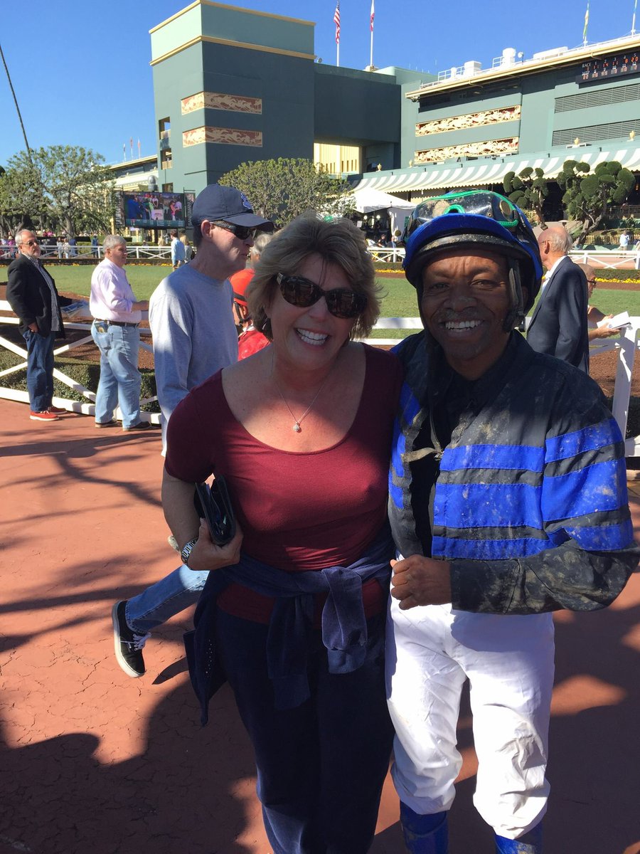AdolfoRod2's tweet image. With Tina Cacioppo at Santa Anita Park🏇🏻🏇🏻🏇🏻🏇🏻📸
