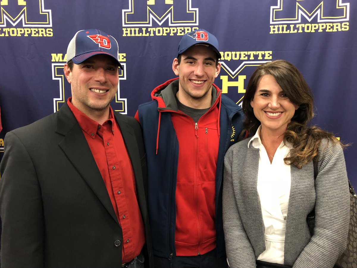 Steph__Sutton's tweet image. Congrats to @WISN12News @ChopperMatt's son Andrew for signing a letter of intent to play football @DaytonFootball! #NationalSigningDay